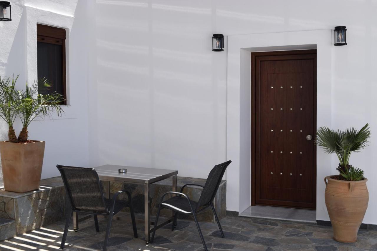 Paraskevi Luxury Apartments Kattavía Eksteriør bilde