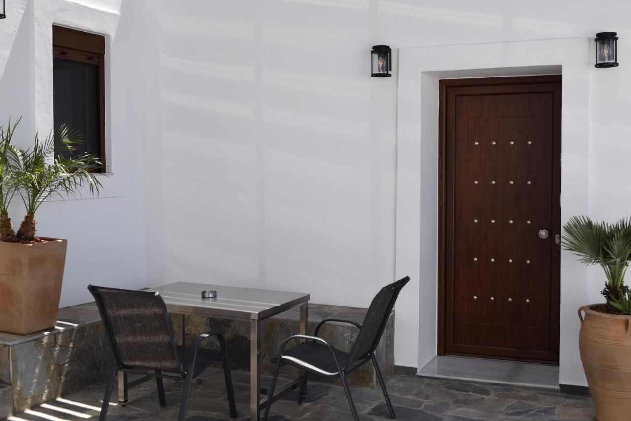 Paraskevi Luxury Apartments Kattavía Eksteriør bilde